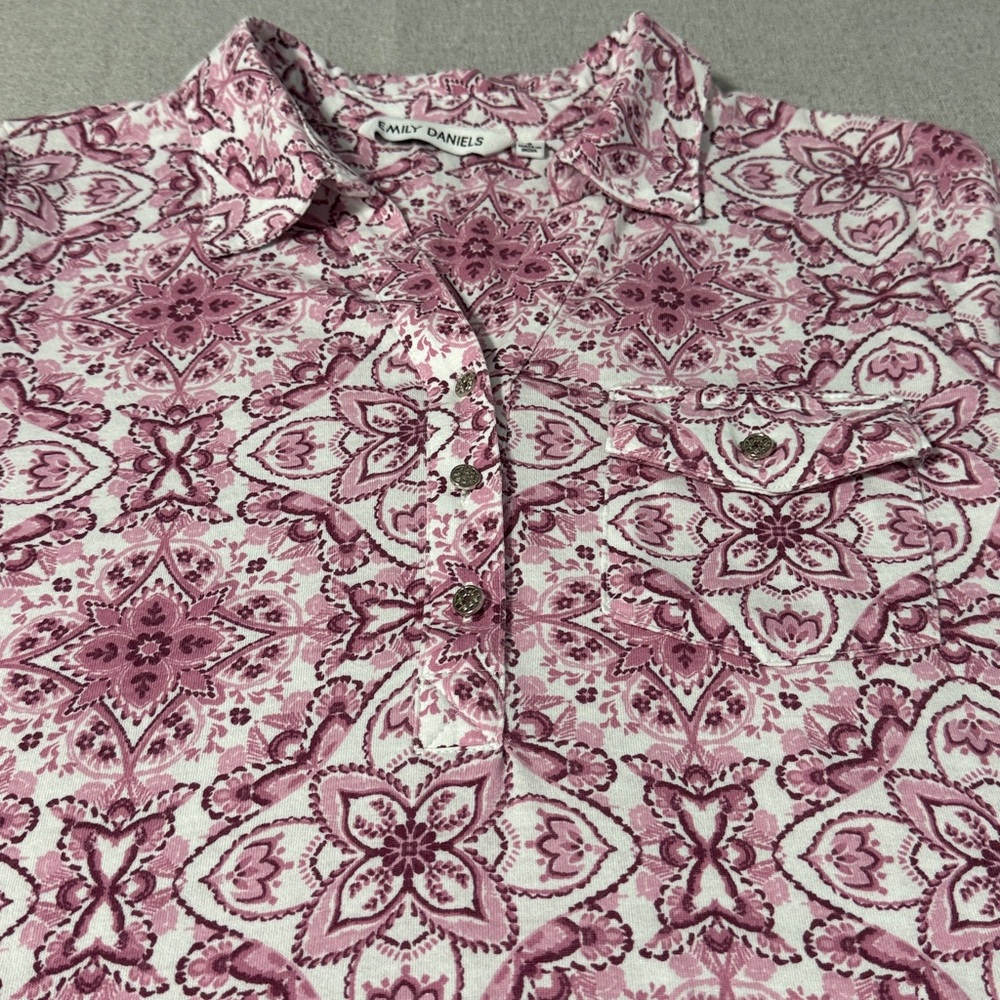 Emily Daniel’s Floral Pink Button-Up Women's Top SZ Small. - Picture 13 of 15